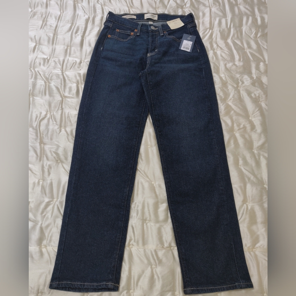 NWT Universal Thread Jeans. - Picture 11 of 12